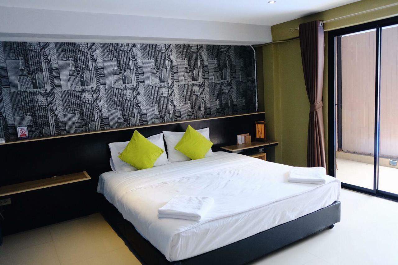 Royal Nine Hotel Kanchanaburi Exterior foto
