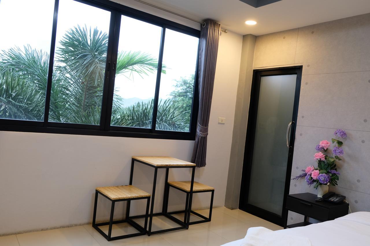 Royal Nine Hotel Kanchanaburi Exterior foto